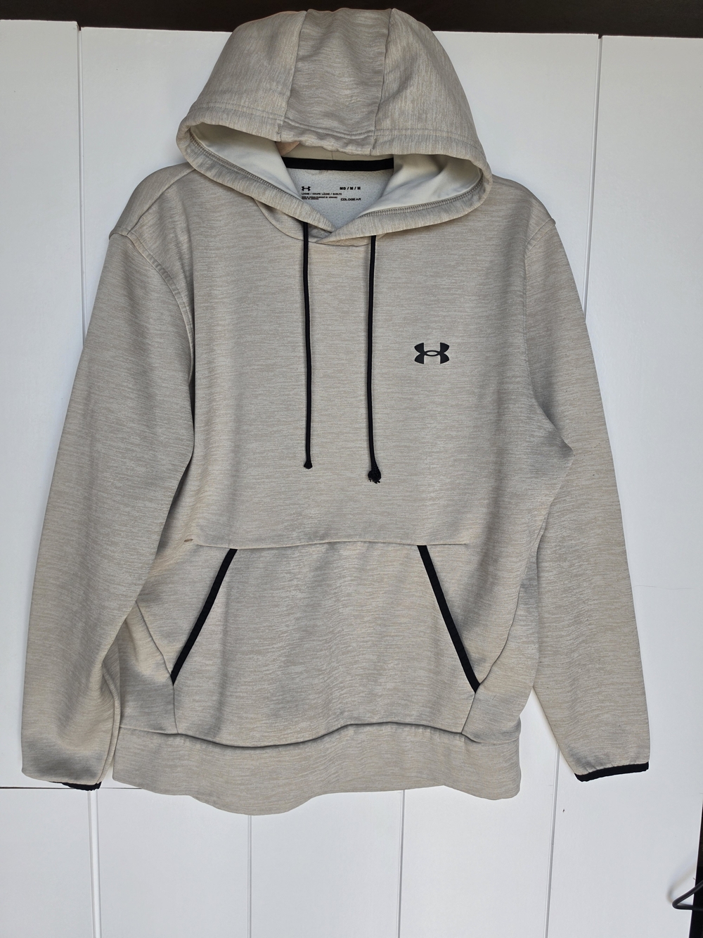Under Armour Womwn’s Light Cream Hooded Sweatshirt